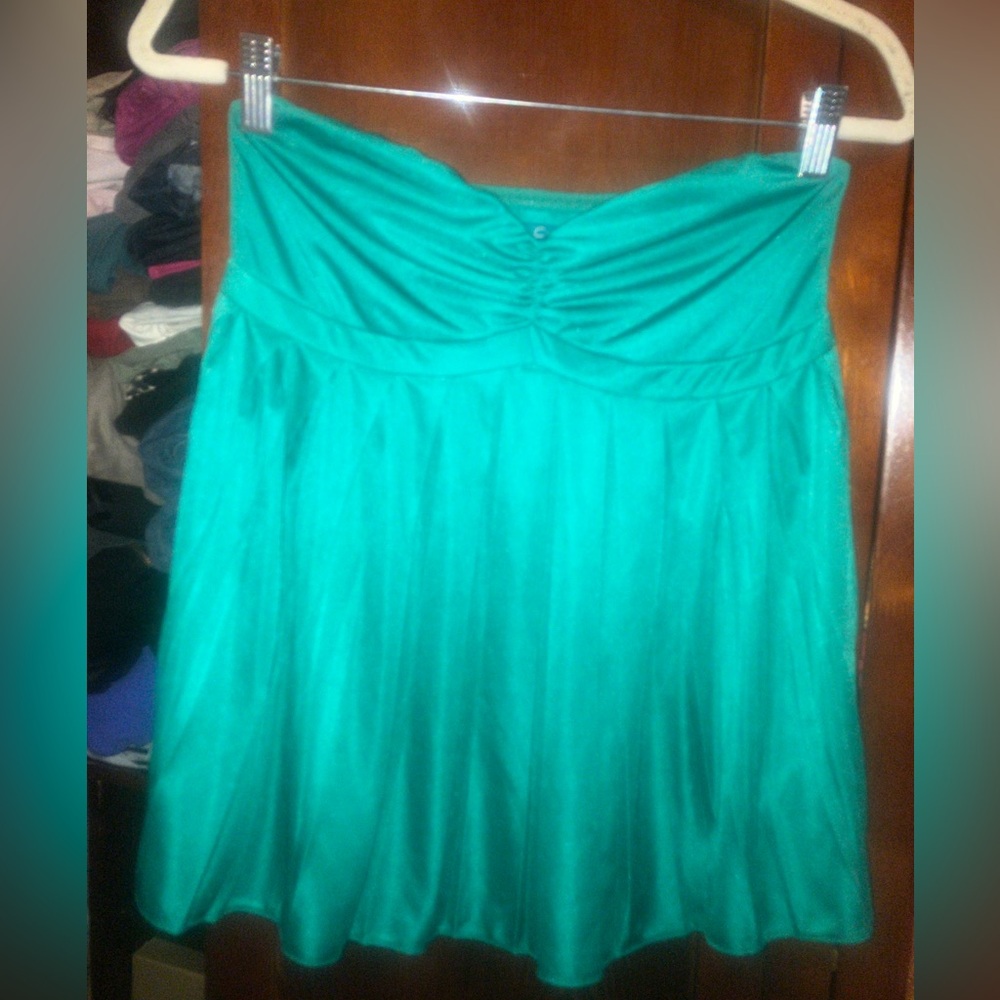 Mermaid Green Small Silky Pleated Strapless Top